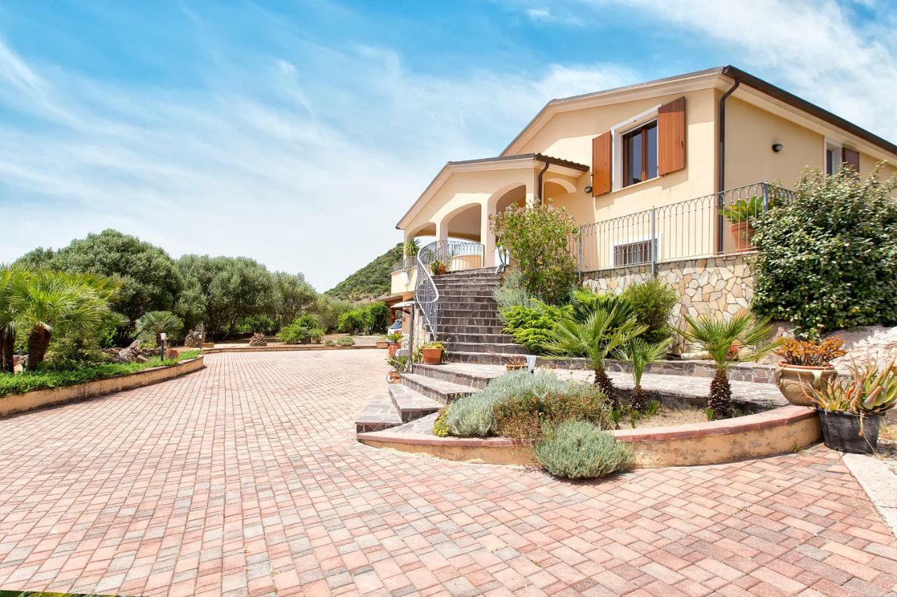 Villa Pedra Alghero - Appartamento In Villa Con Piscina Экстерьер фото